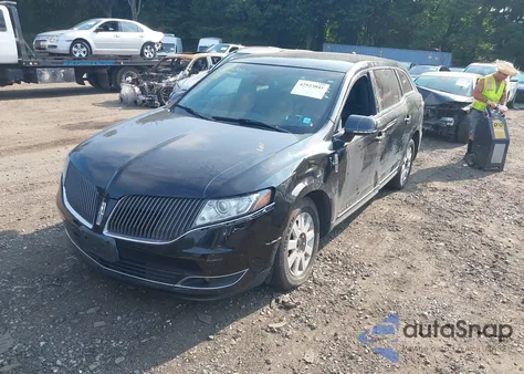 2014 Lincoln Mkt Livery z USA, uszkodzony, nr VIN 2LMHJ5NK2EBL58715